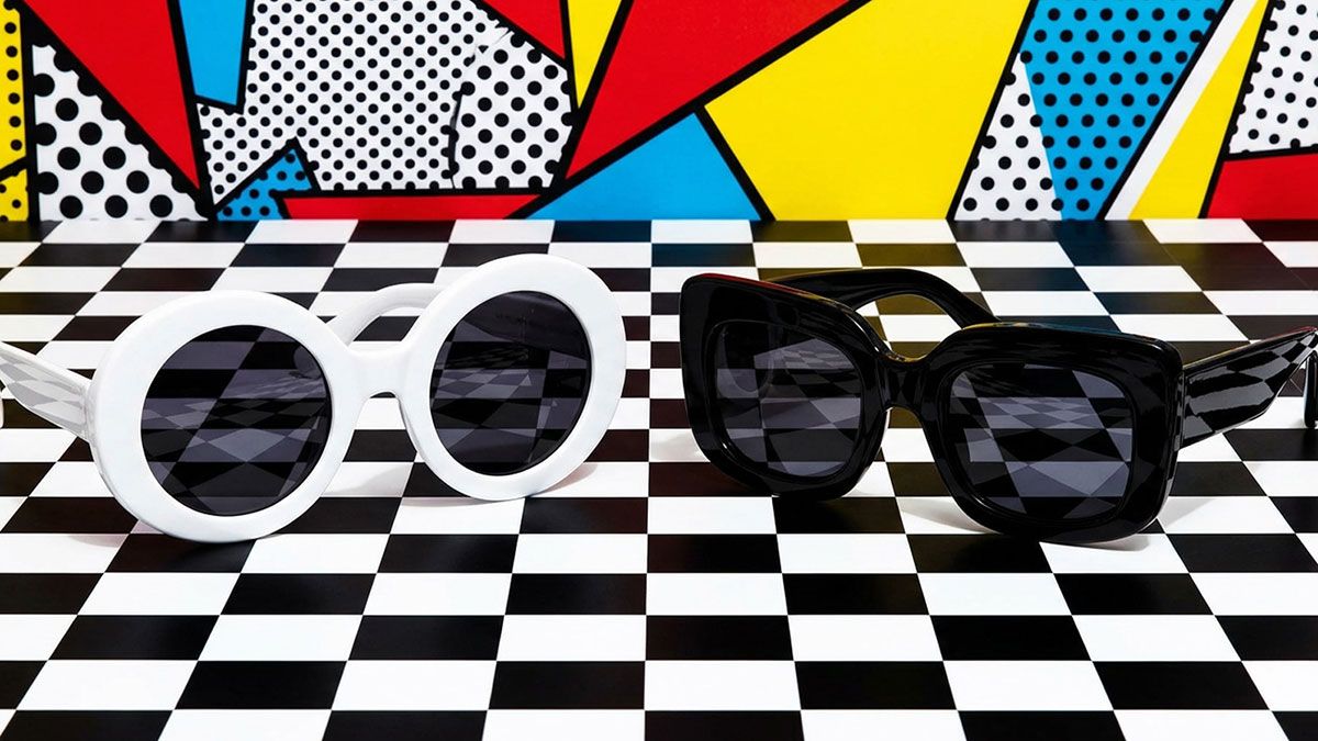 The Features of 1960s Glasses: Oversized and Bold Frames