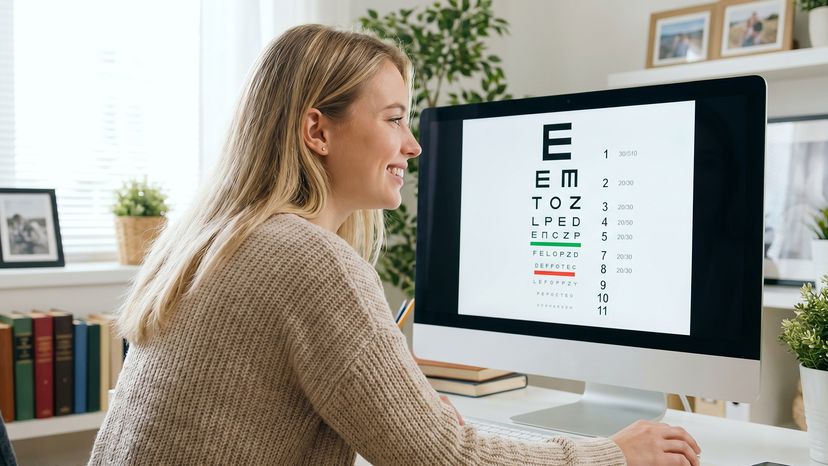 Online Eye Tests: What They Can (and Can't) Tell You About Your Vision