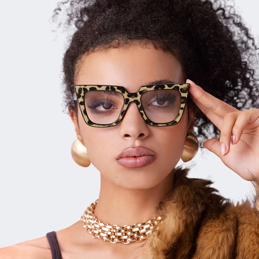 Leopard Print Cat Eye Glasses With Black Temple display picture 1