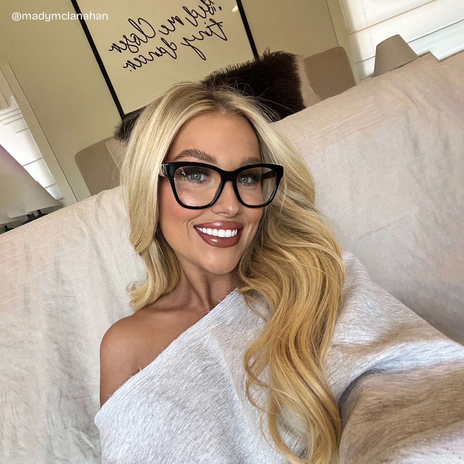 Julian Square Black Glasses9