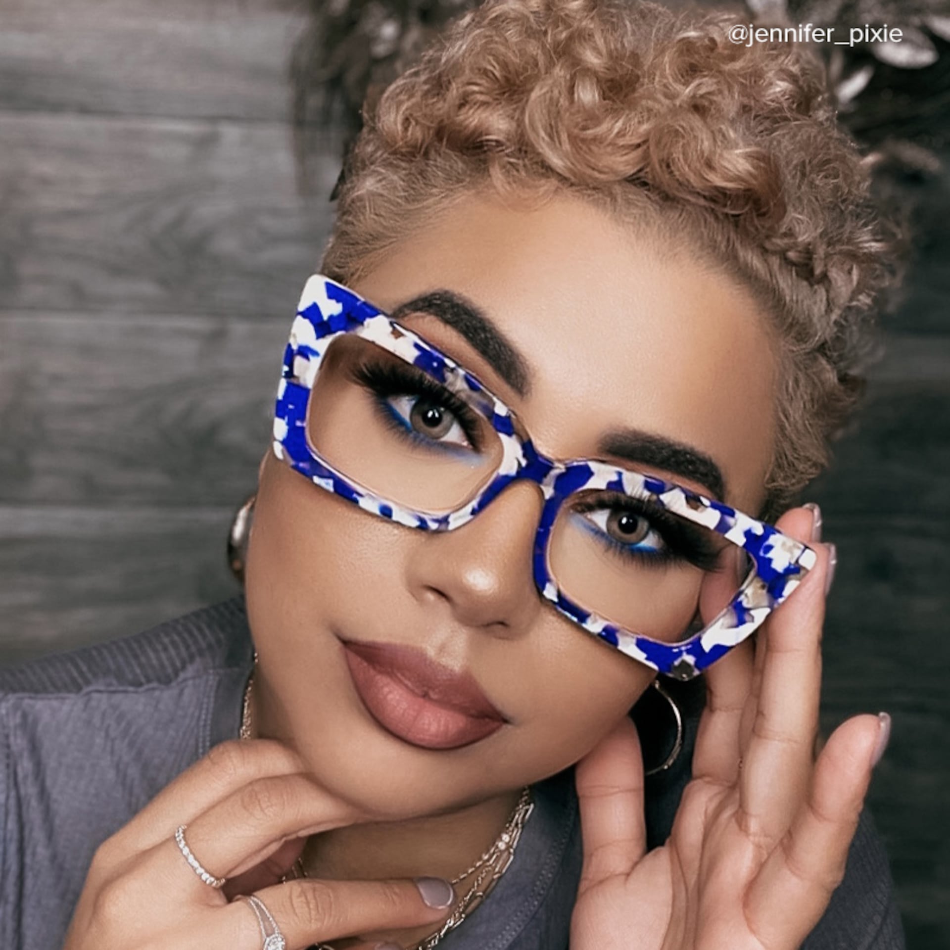 Newell Rectangle Blue-Floral Frame Glasses | Zeelool Optical8