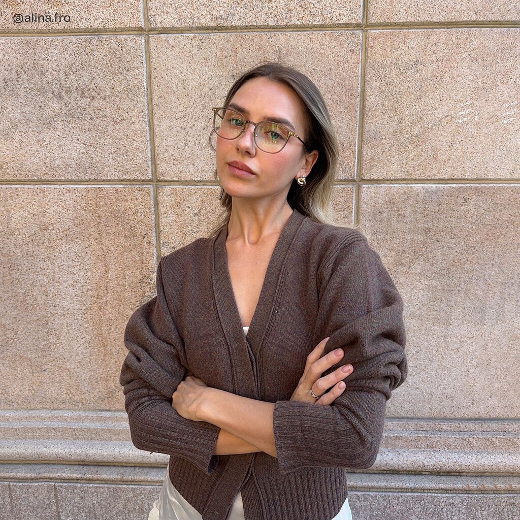 Mira Oval Brown Glasses