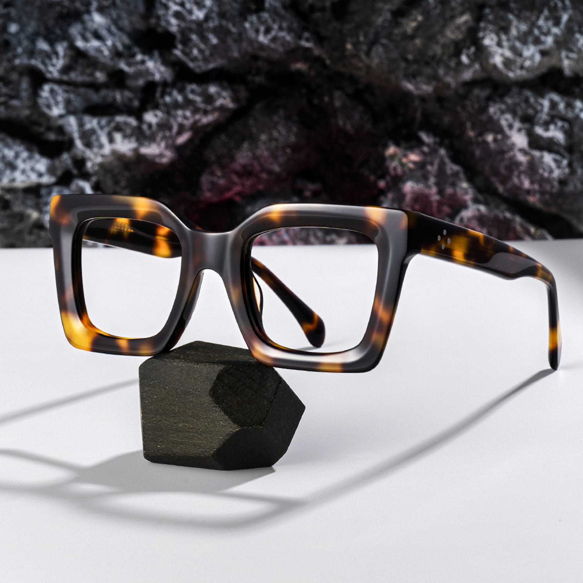 Designer Tortoise Shell Eyeglasses For Men0