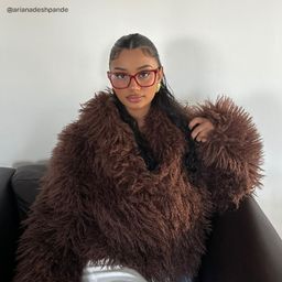 Finnian Square Red Glasses7