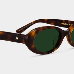 The 90s Tortoise Oval Sunglasses4