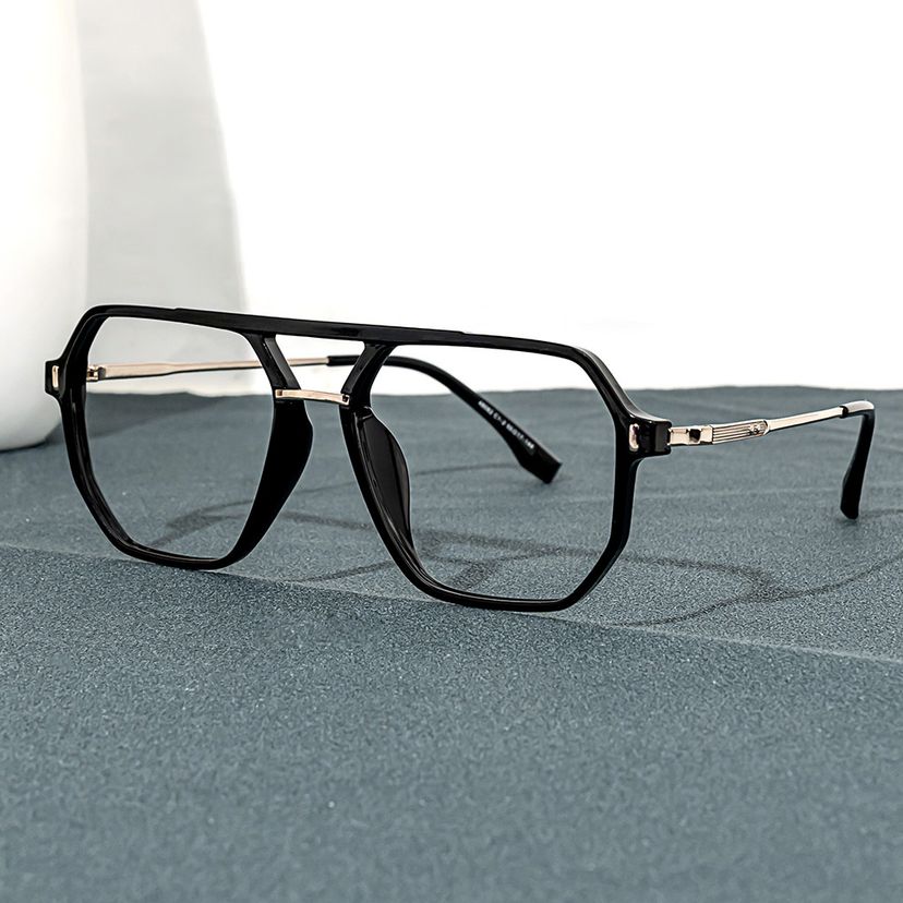 Lizbeth Aviator Black Glasses