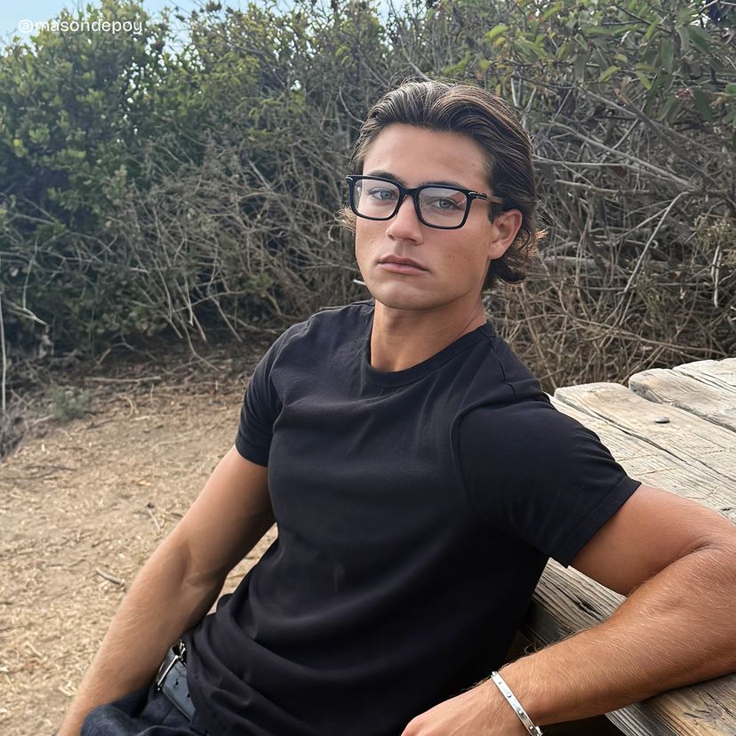 Noah Rectangle Black Glasses