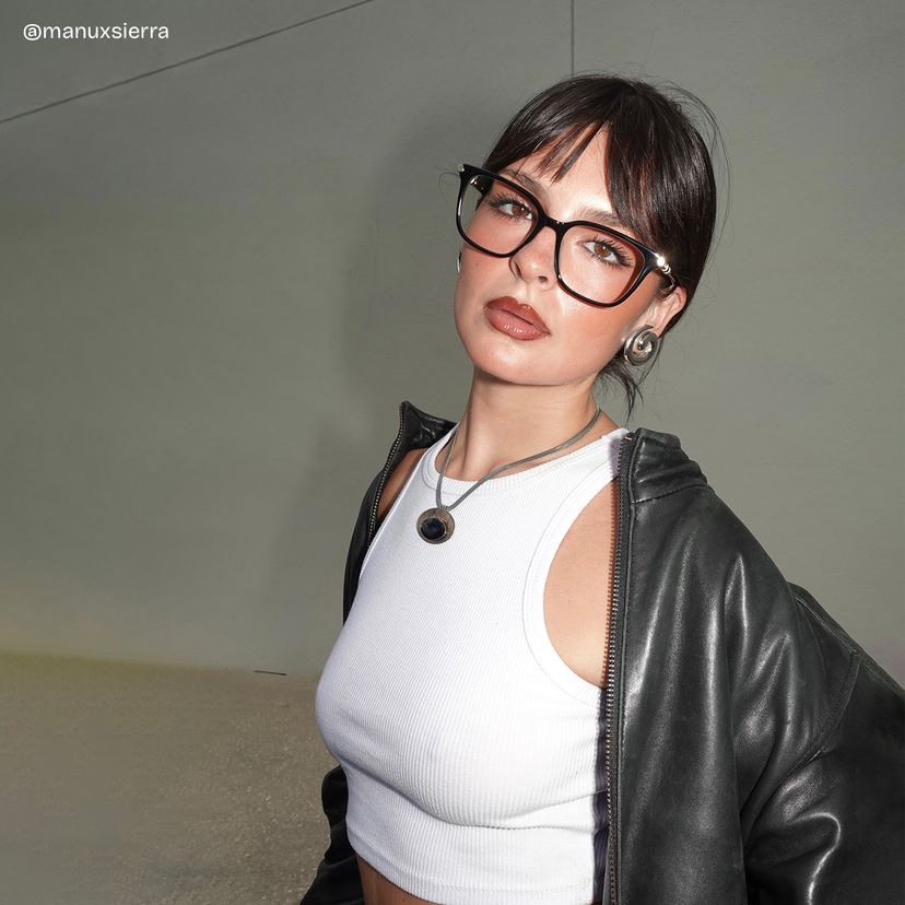 Delilah Square Black Glasses