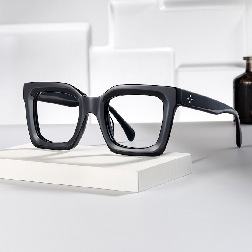 Goldring Square Black Glasses