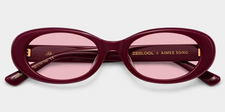 The 90s Red Oval Sunglasses