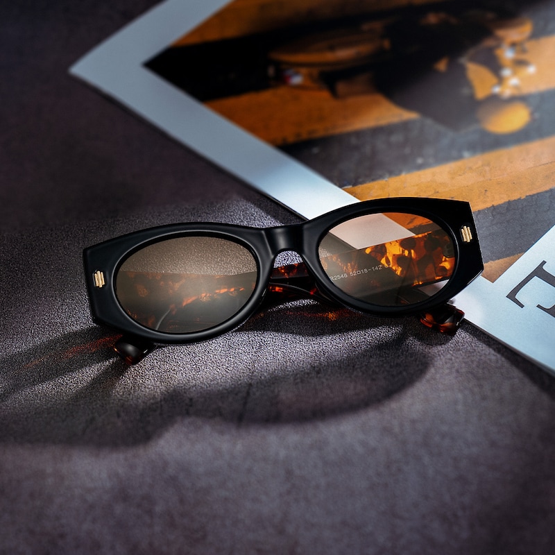 ZEELOOL Reina Geometric Black Polarized Sunglasses