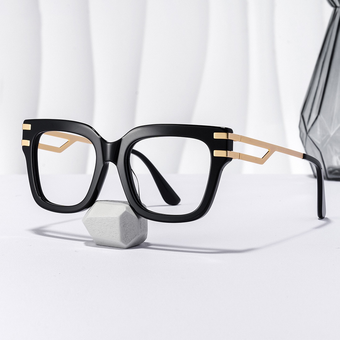 Lidia Square Black Glasses