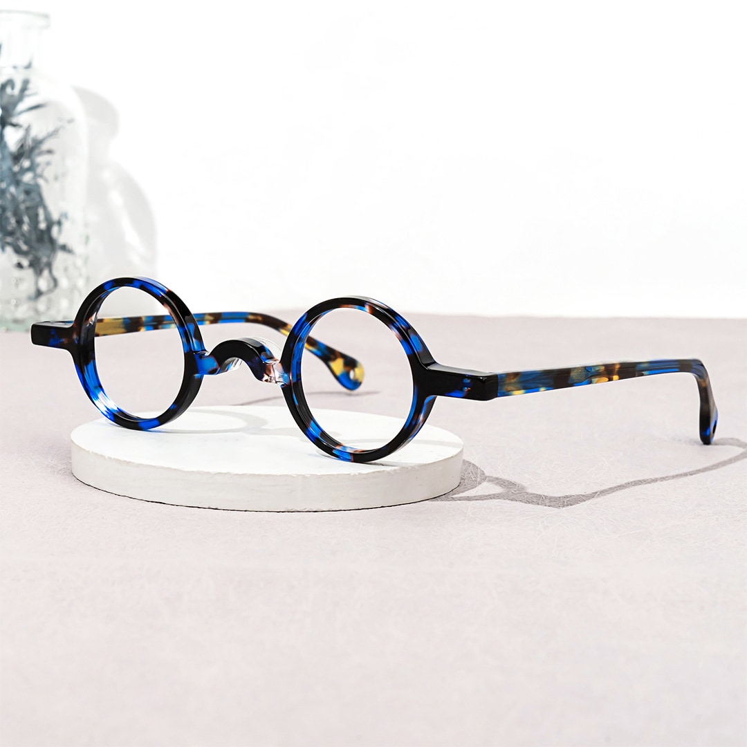 Truitt Round Blue-Tortoise Glasses4