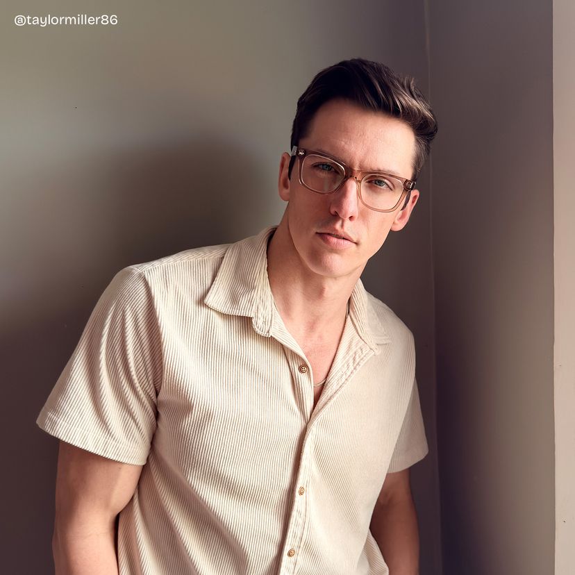 Robert Rectangle Brown Glasses
