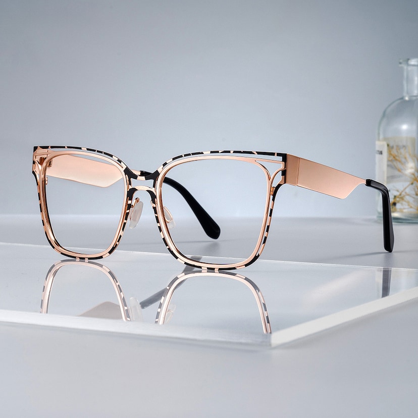 Dacarine Square Tortoise Glasses