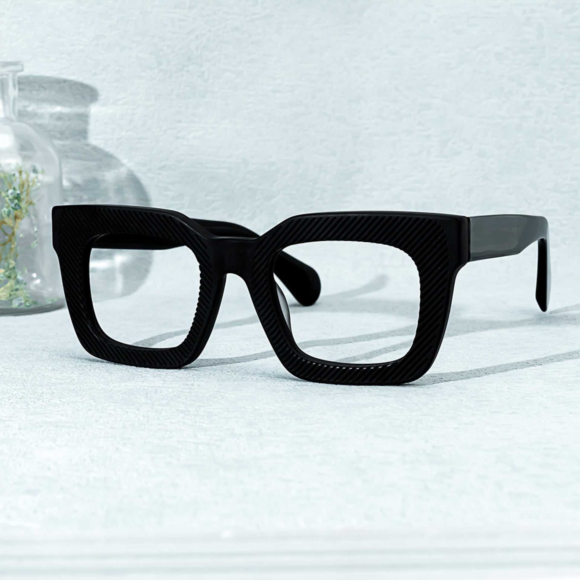 Keisa Square Black Glasses4