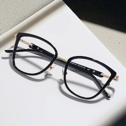 Marisa Cateye Black Glasses4