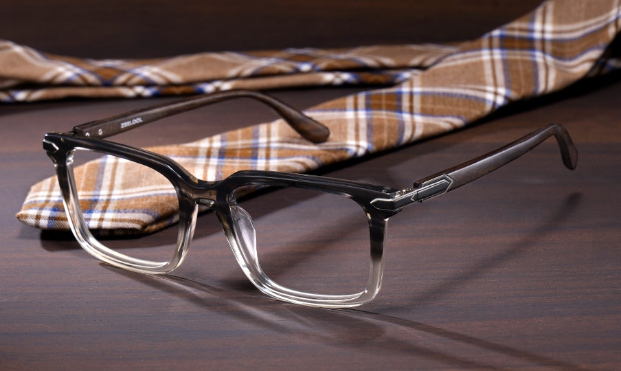 oo ooページ Noah black and clear ombre glasses with Rectangle Frame Online