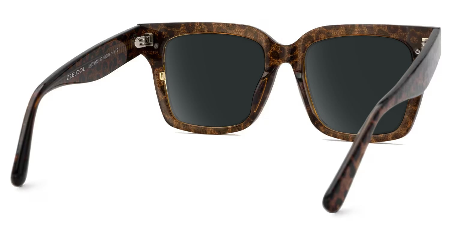 Taylor Square Gold Leopard Sunglasses3