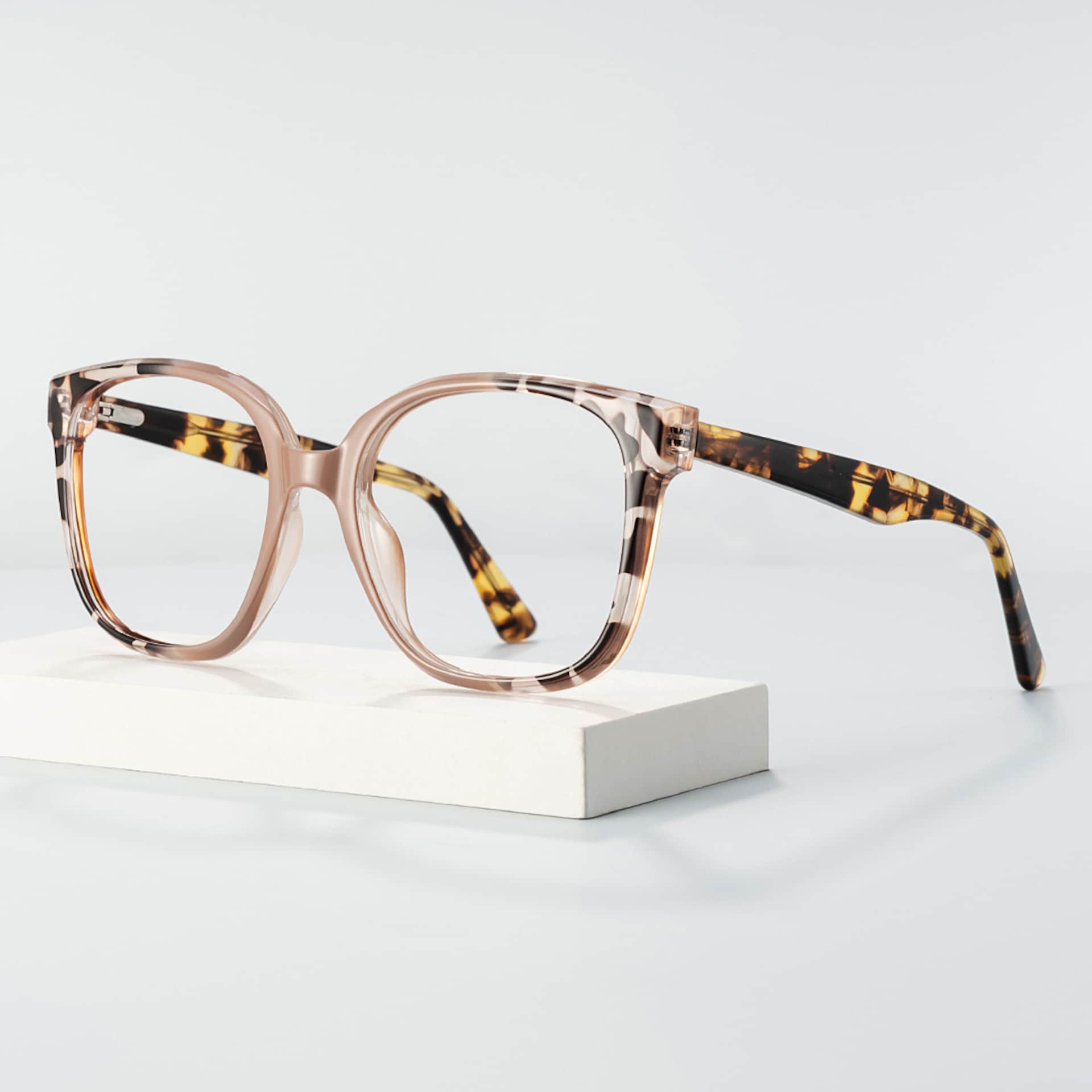 Square Tortoise Eyeglasses With Khaki Color Matching1