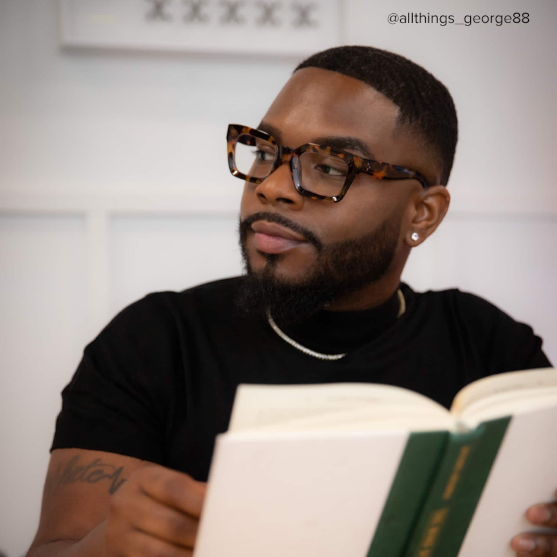 Nevaeh Square Tortoise Eyeglasses For Women and Men5