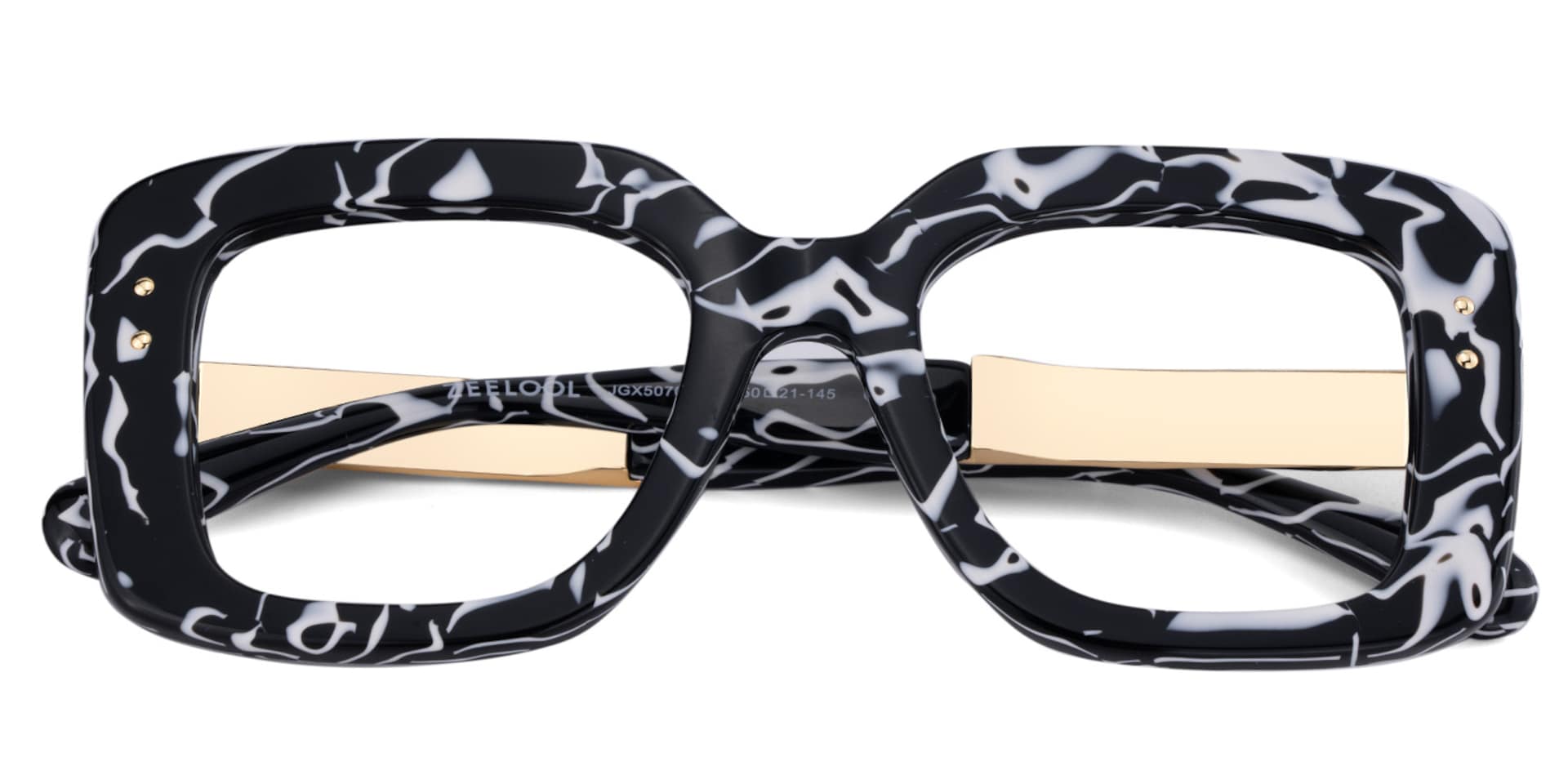 Oversized Thick Square Cow Pattern Frame Glasses2