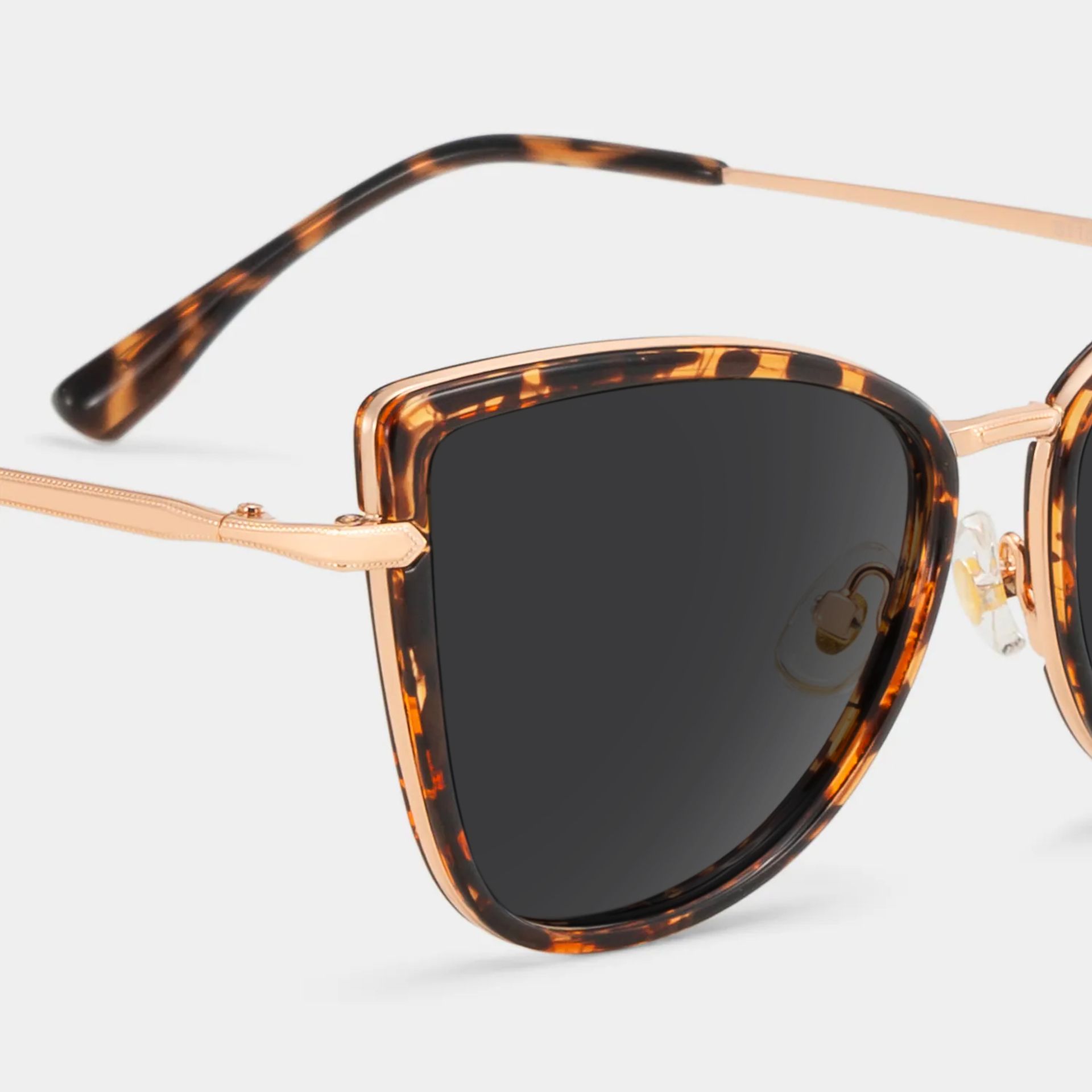 Cat eye Tortoise Eyeglasses- Sloane Mixed Frame Glasses4