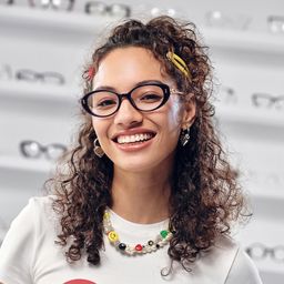 Blaire Oval Black Glasses8