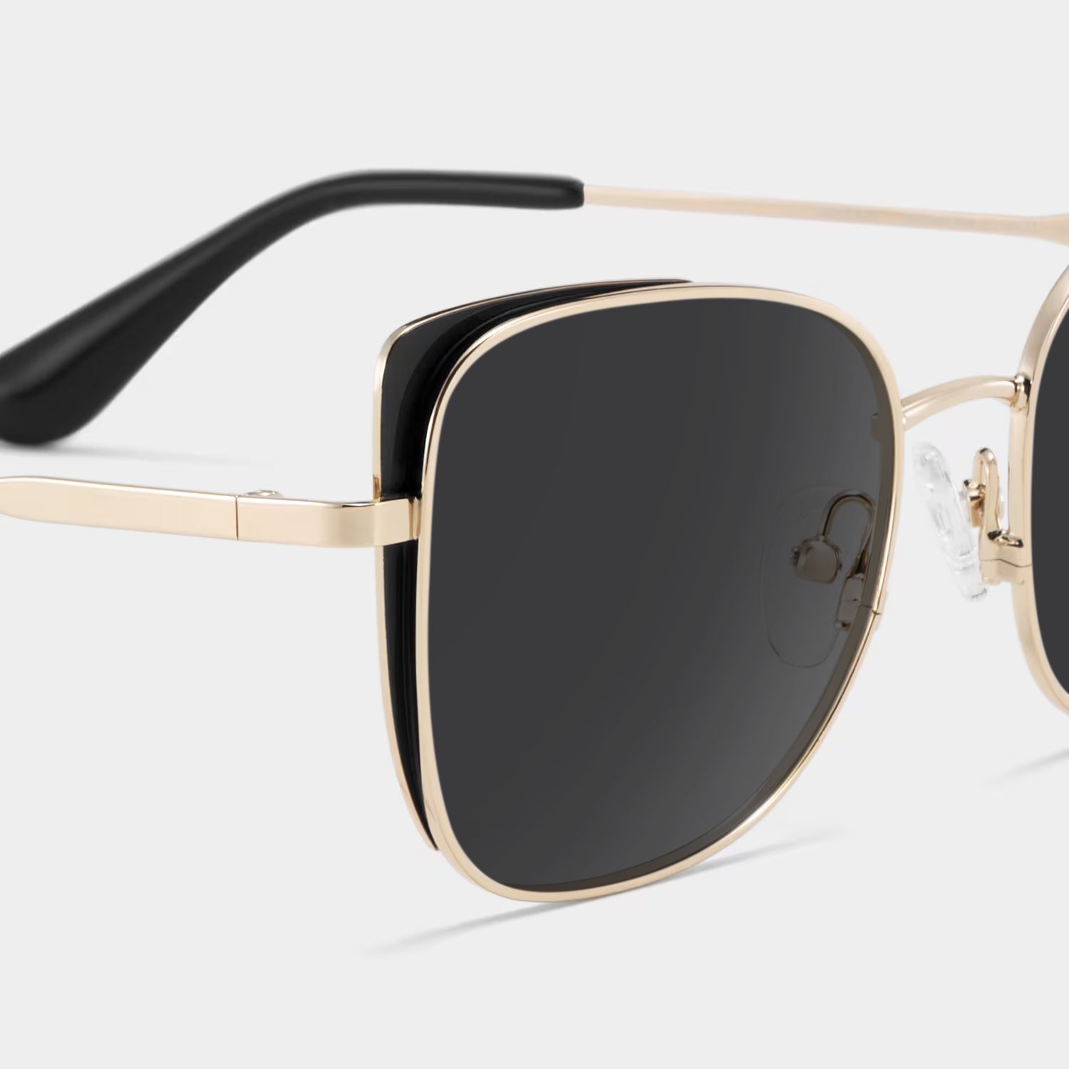 ルネルネです Tessa Cat Eye Style Black Gold Frame Sunglasses | ZEELOOL
