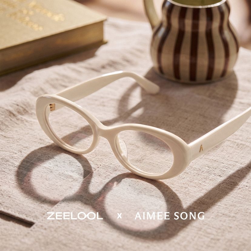 The 90s White Oval Glasses