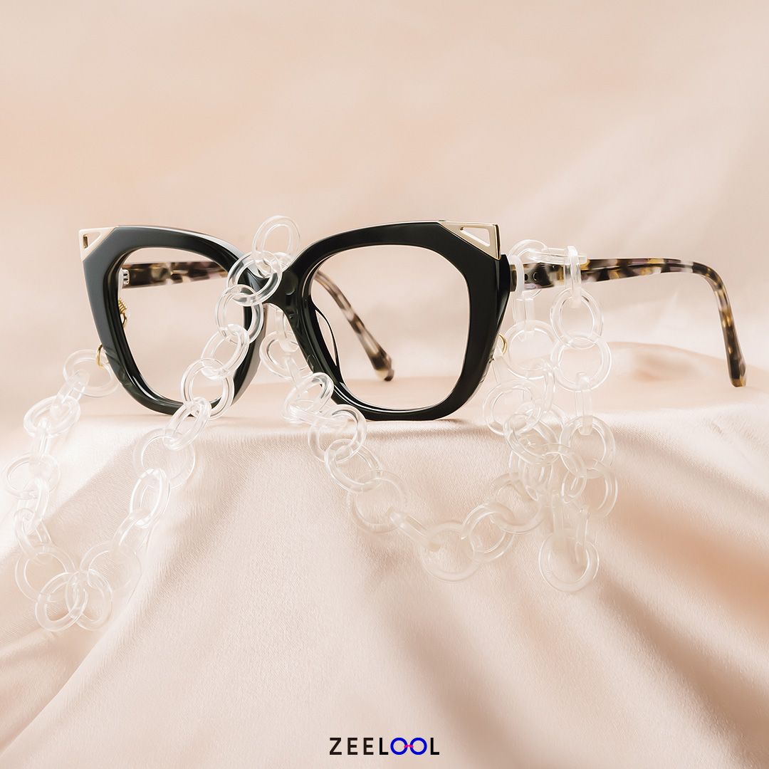 Hellena Cateye Black Fashion Glasses for Ladies | Zeelool4