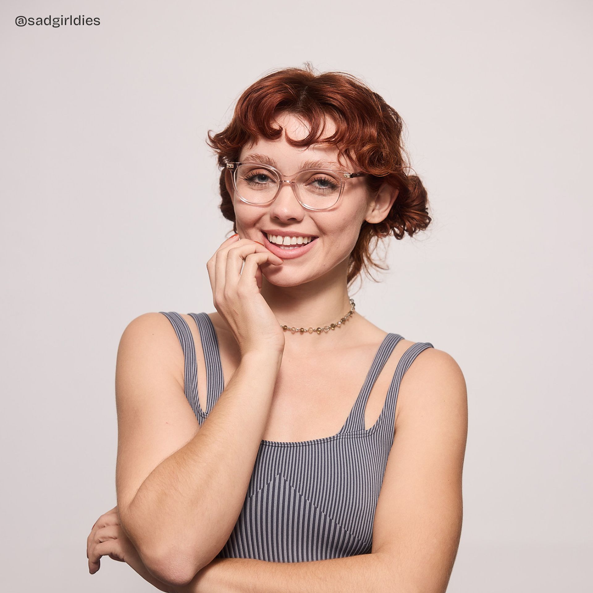 Daisy Pink Round Frame Glasses with Reverse R Adjustable Hinge | ZEELOOL6