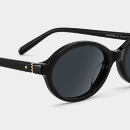 Everly Oval Black Glasses4