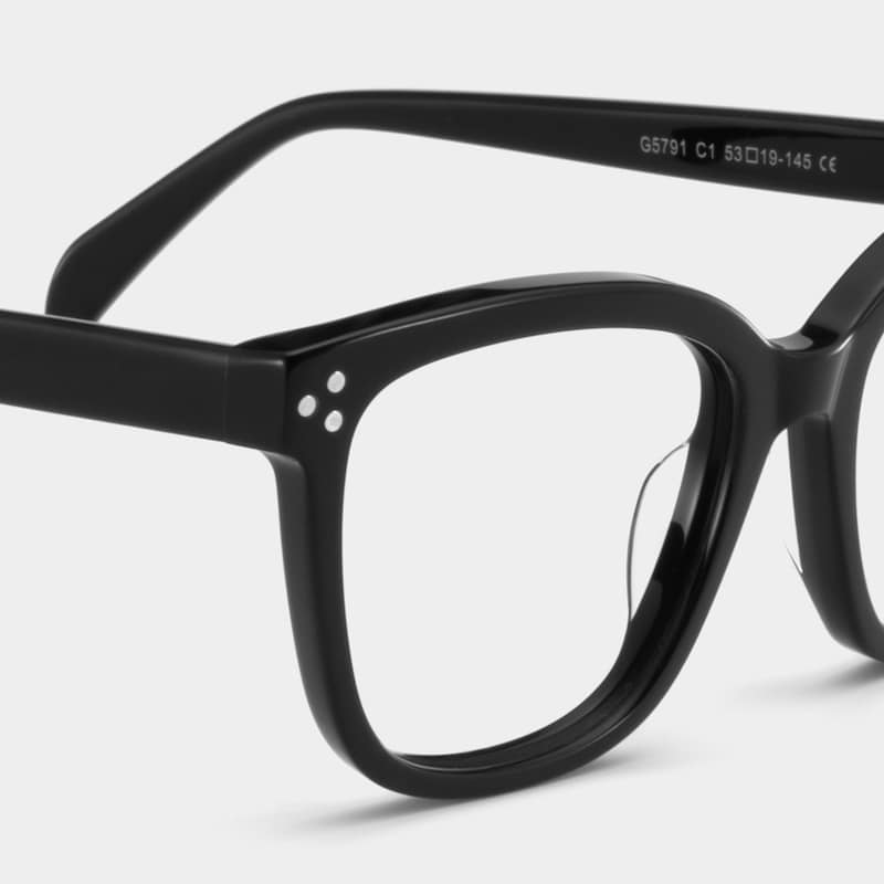 Scarlett Black Frame Glasses with Square Frame Online | ZEELOOL5