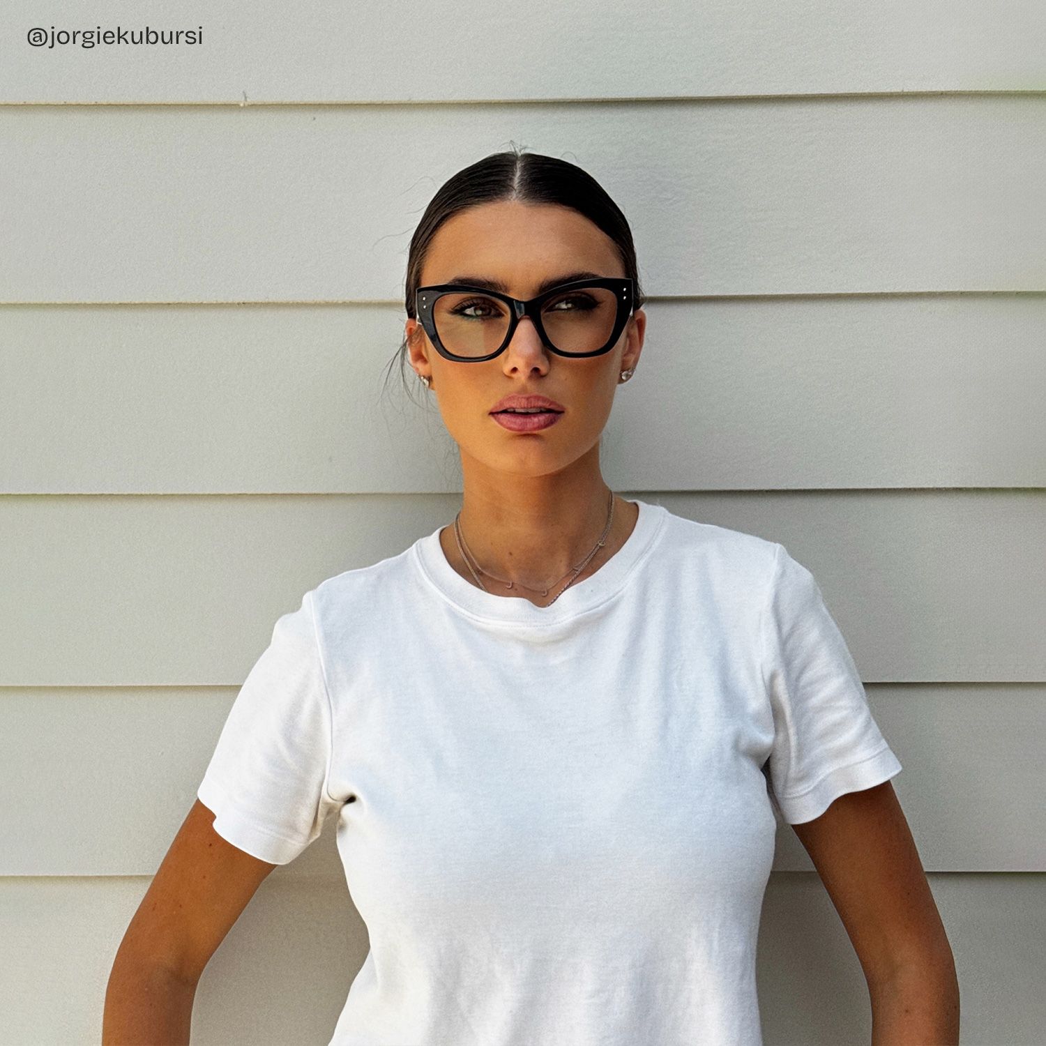 Skylar Black Frame Glasses with Butterfly Frame Online | ZEELOOL10