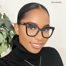 Meka Square Two-Tone Glasses5