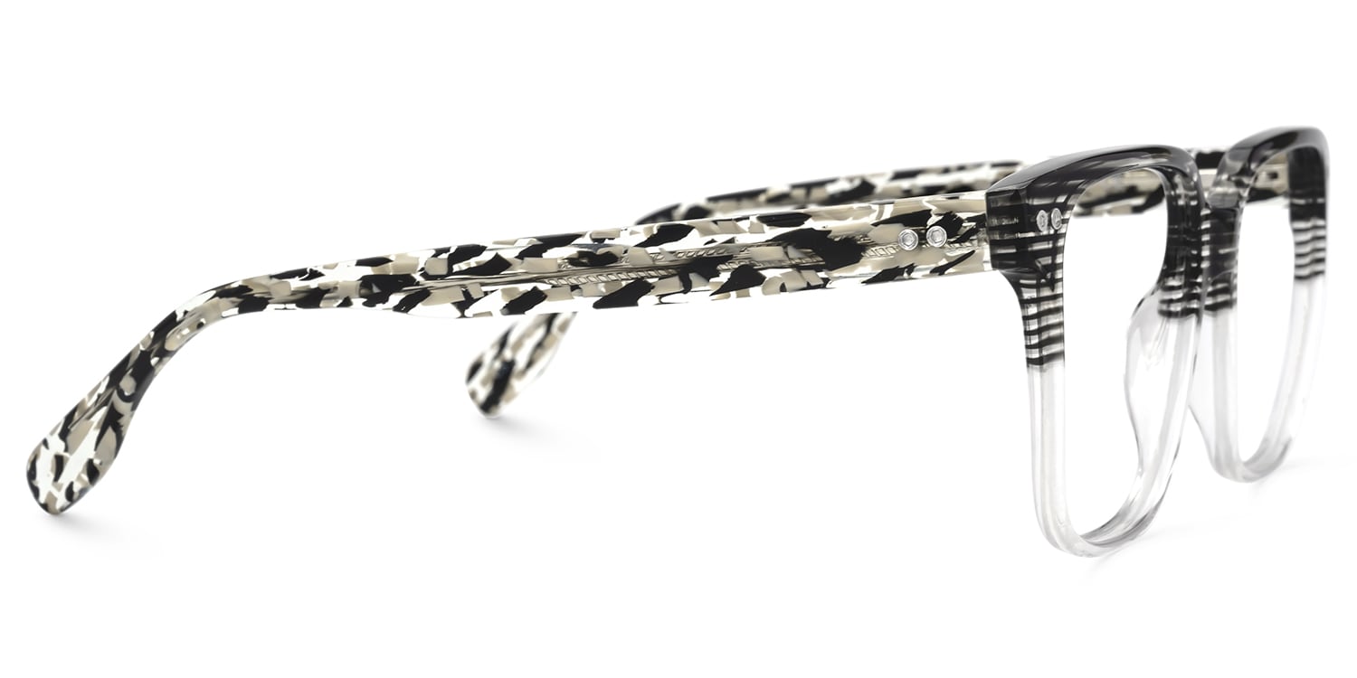 Laidlow Square Black Crystal Glasses3