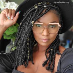 Norah Geometric Champagne Glasses7