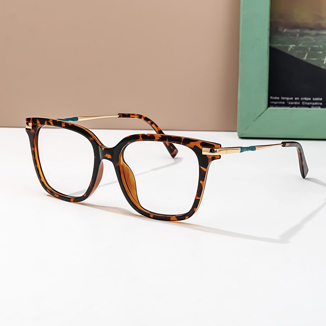 Jacqui Square Tortoise Frame Glasses | ZEELOOL5
