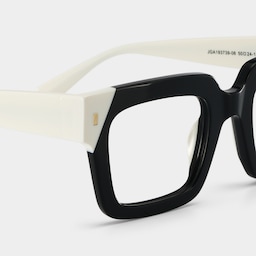 Sarah Square Black Glasses5