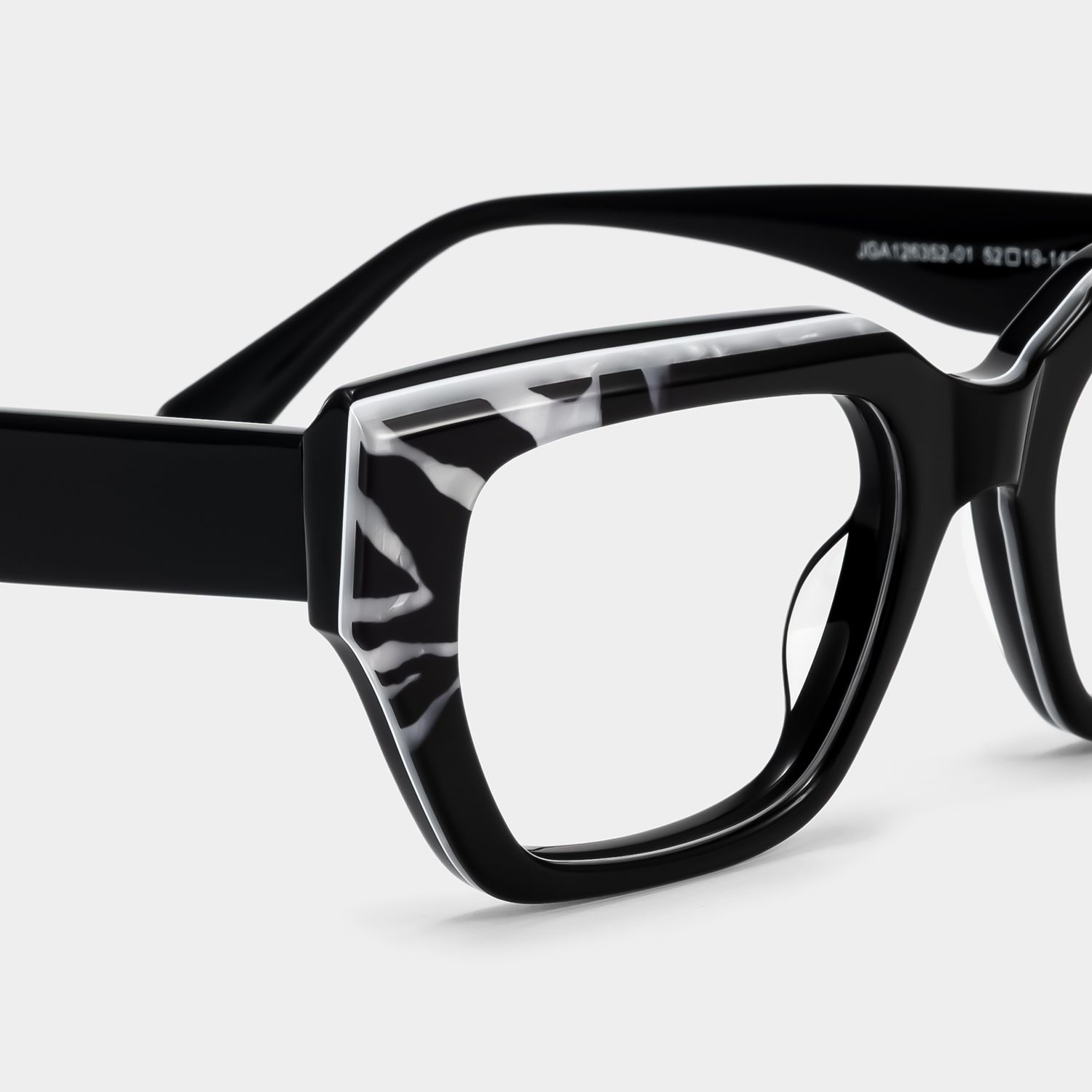 Sequoia Black Rectangle Glasses | ZEELOOL5