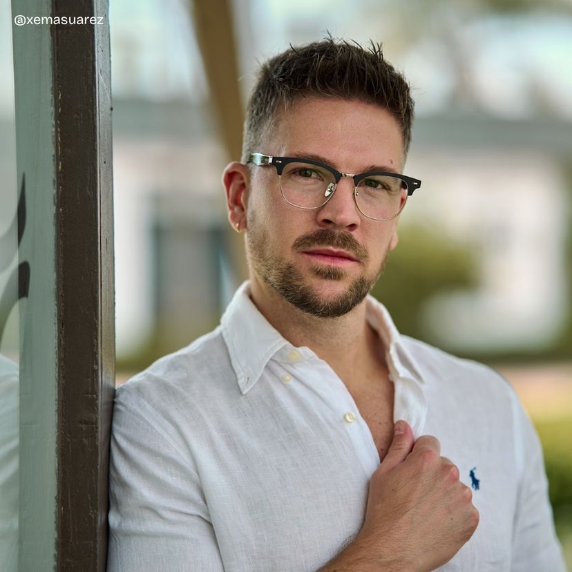 Penelope Silver Browline Glasses