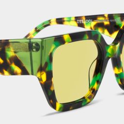 Viva Square Green Tortoise Glasses4