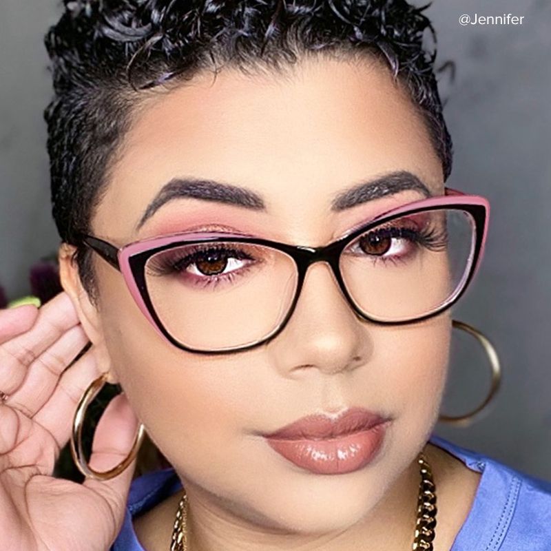 Black and pink 🖤🩷 These glasses are so cute. I adore the black and p