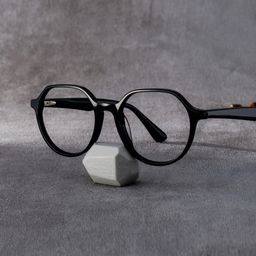 Hazel Geometric Black Glasses0