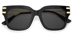 Lidia Square Black Sunglasses1