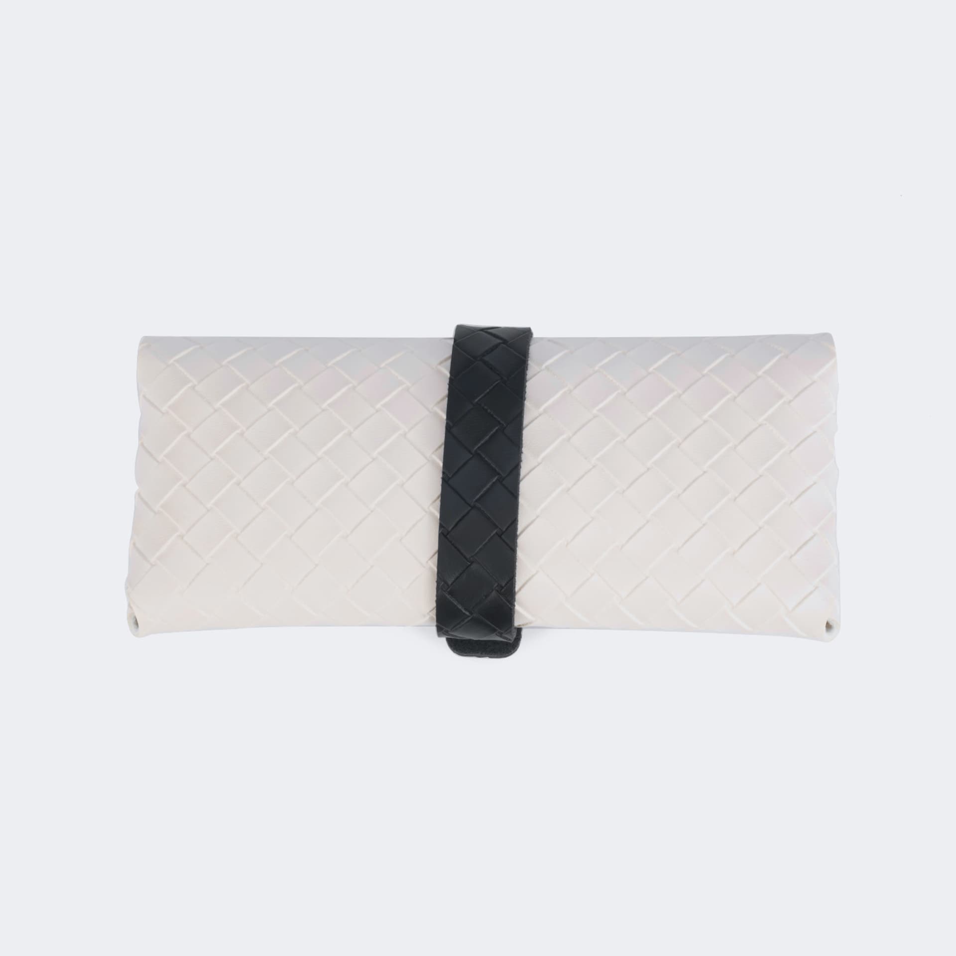 High-quality Hand Woven Glasses Case2