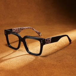 Caius Square Black Glasses4