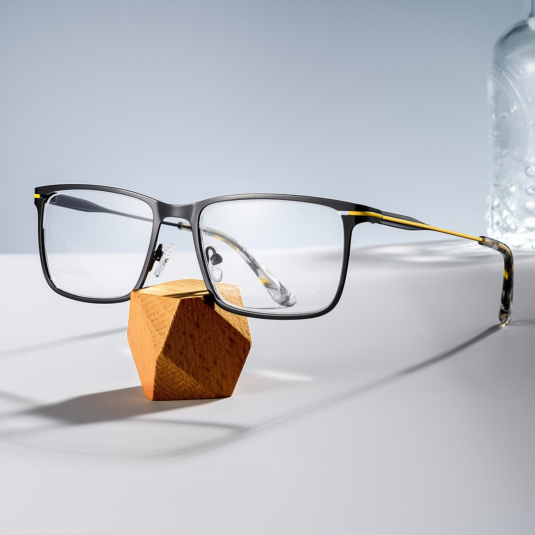 Roxana Rectangle Black Glasses