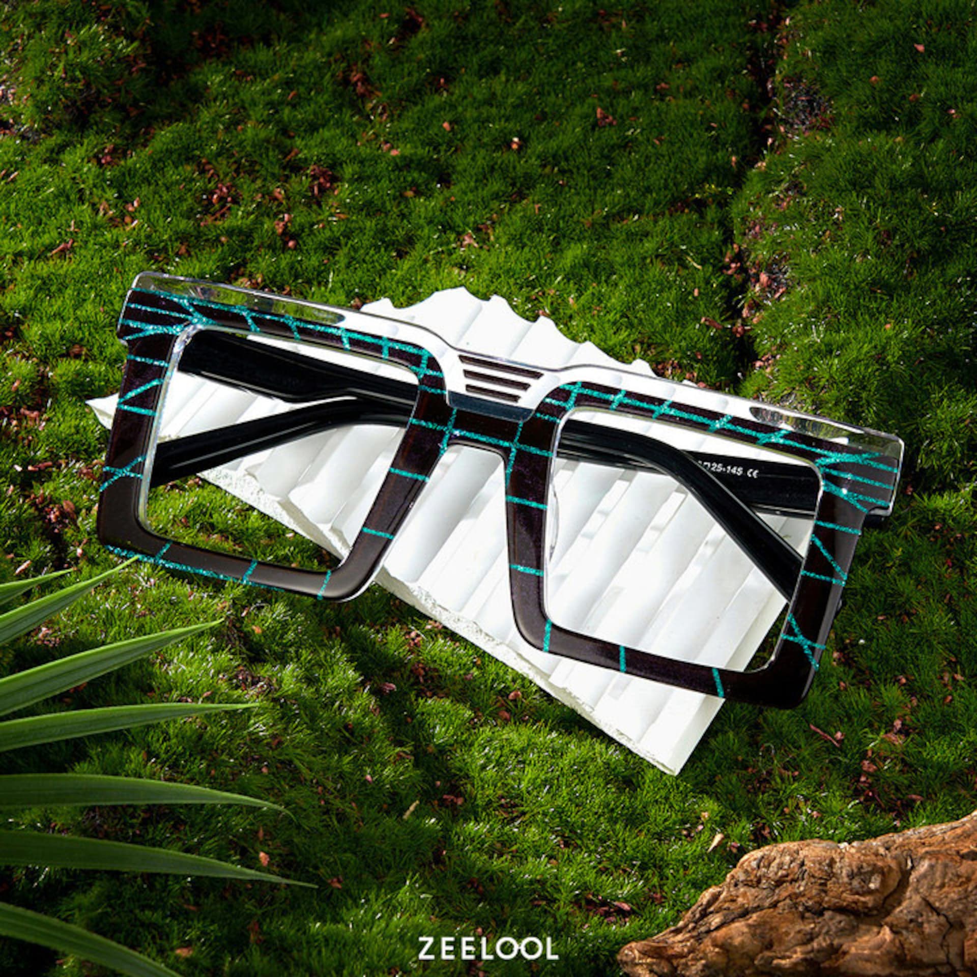 Ashlyne Big Black Square Glasses Frames for Men | Zeelool4